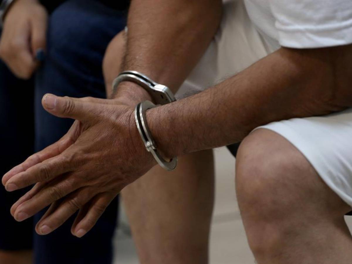 Diez años de cárcel en EEUU para hombre acusado de tráfico de personas de Cuba