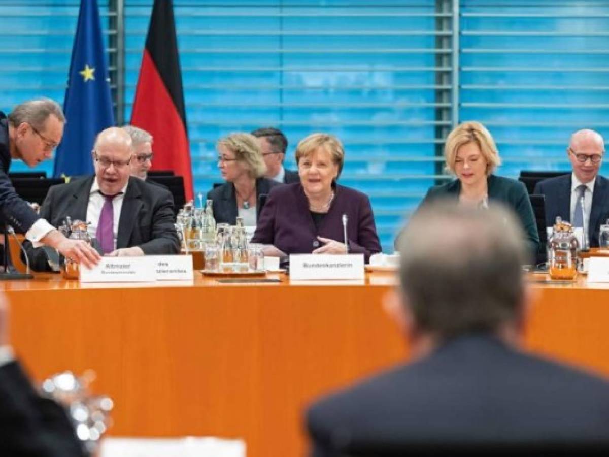 Merkel pide 'trato justo' para todos los actores de la cadena alimentaria