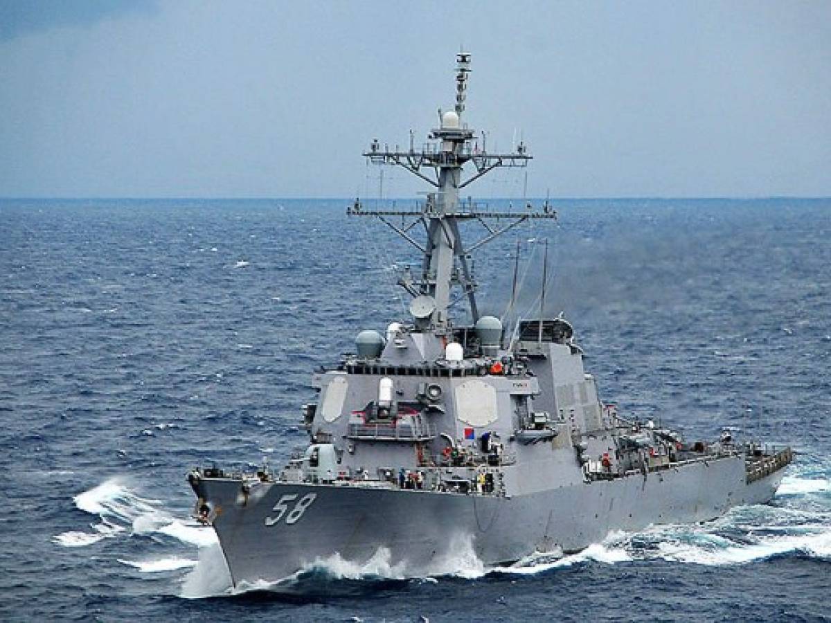 EUA eleva tensión con Rusia al enviar barco de guerra a Georgia