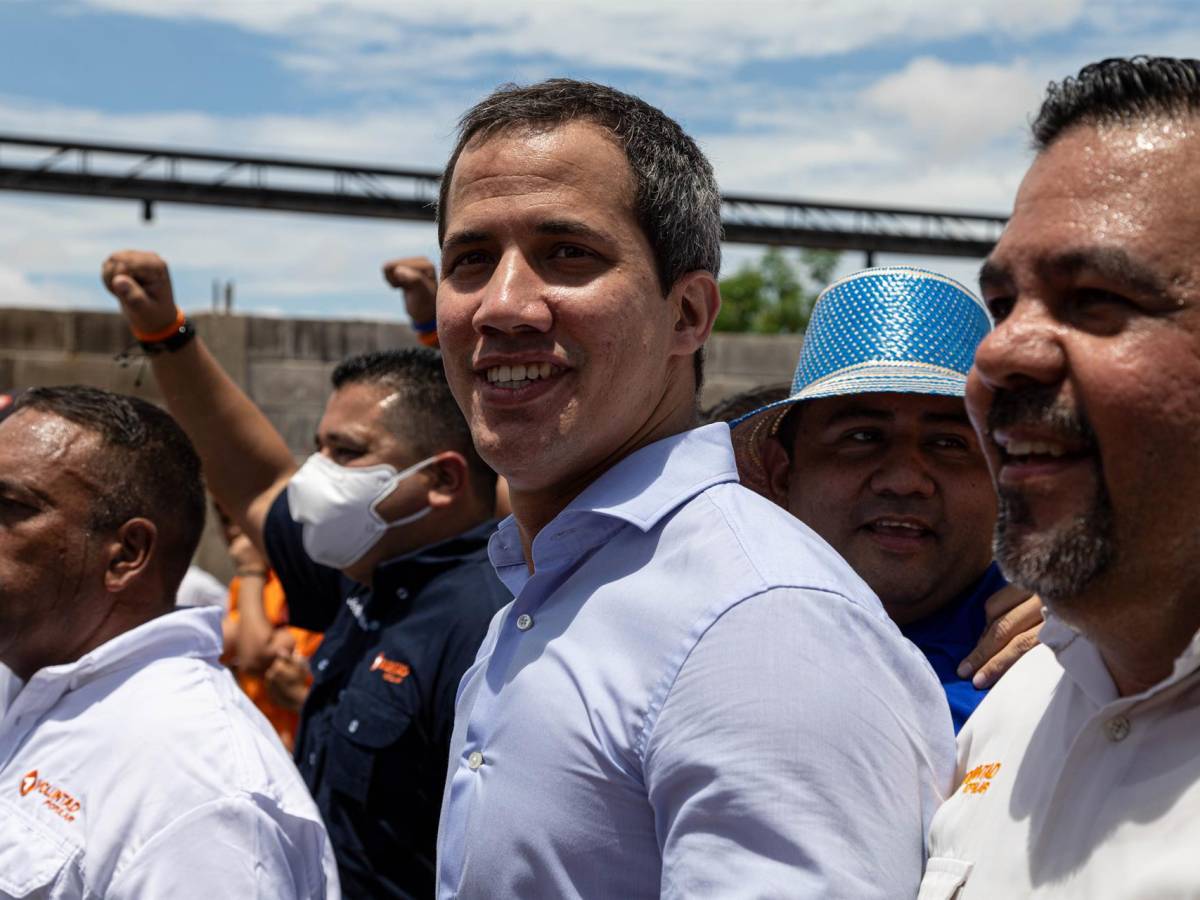 EEUU y la OEA condenan los empujones e insultos a Juan Guaidó en Venezuela