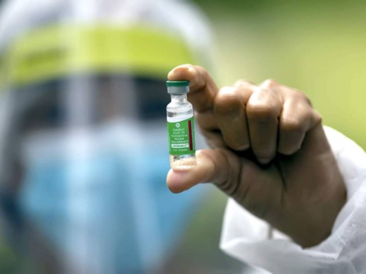 Gobierno podrá hacer compras directas de vacuna AstraZeneca