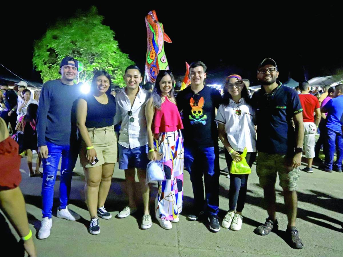 Miles de Hondureños y extranjeros disfrutaron del espectáculo que celebra el arte y la cultura