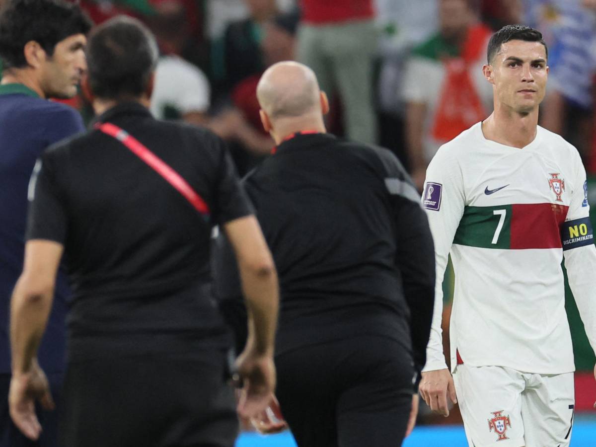 Hermanas de Cristiano arremeten contra entrenador de Portugal