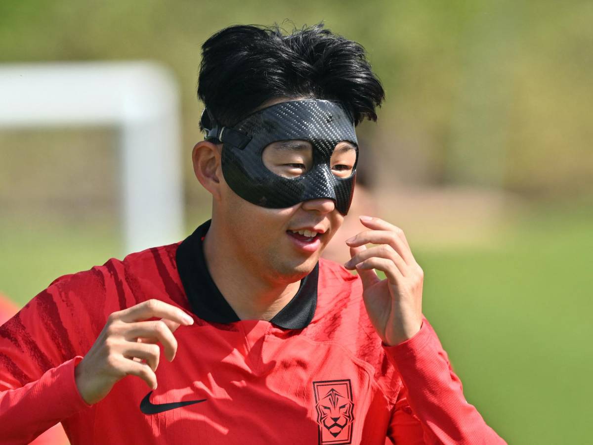 ¡El enmascarado Sonny! Heung-Min Son se suma a los entrenamientos de Corea del Sur en Qatar