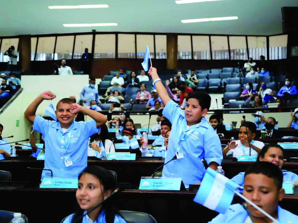 Congreso Infantil demanda educación bilingüe pública