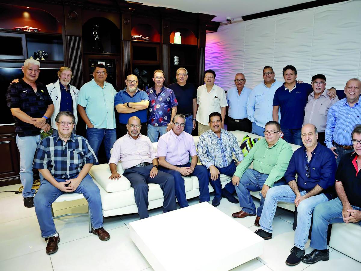 Fraterno reencuentro entre exalumnos del instituto La Salle