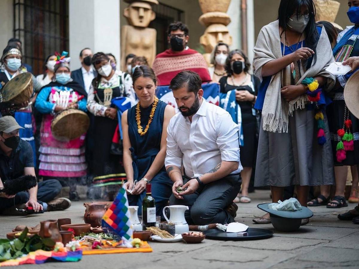 Pareja de presidente de Chile renuncia a funciones oficiales de primera dama
