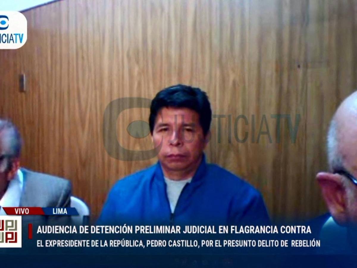 Castillo denuncia que está “secuestrado” y tacha de “usurpadora” a Boluarte