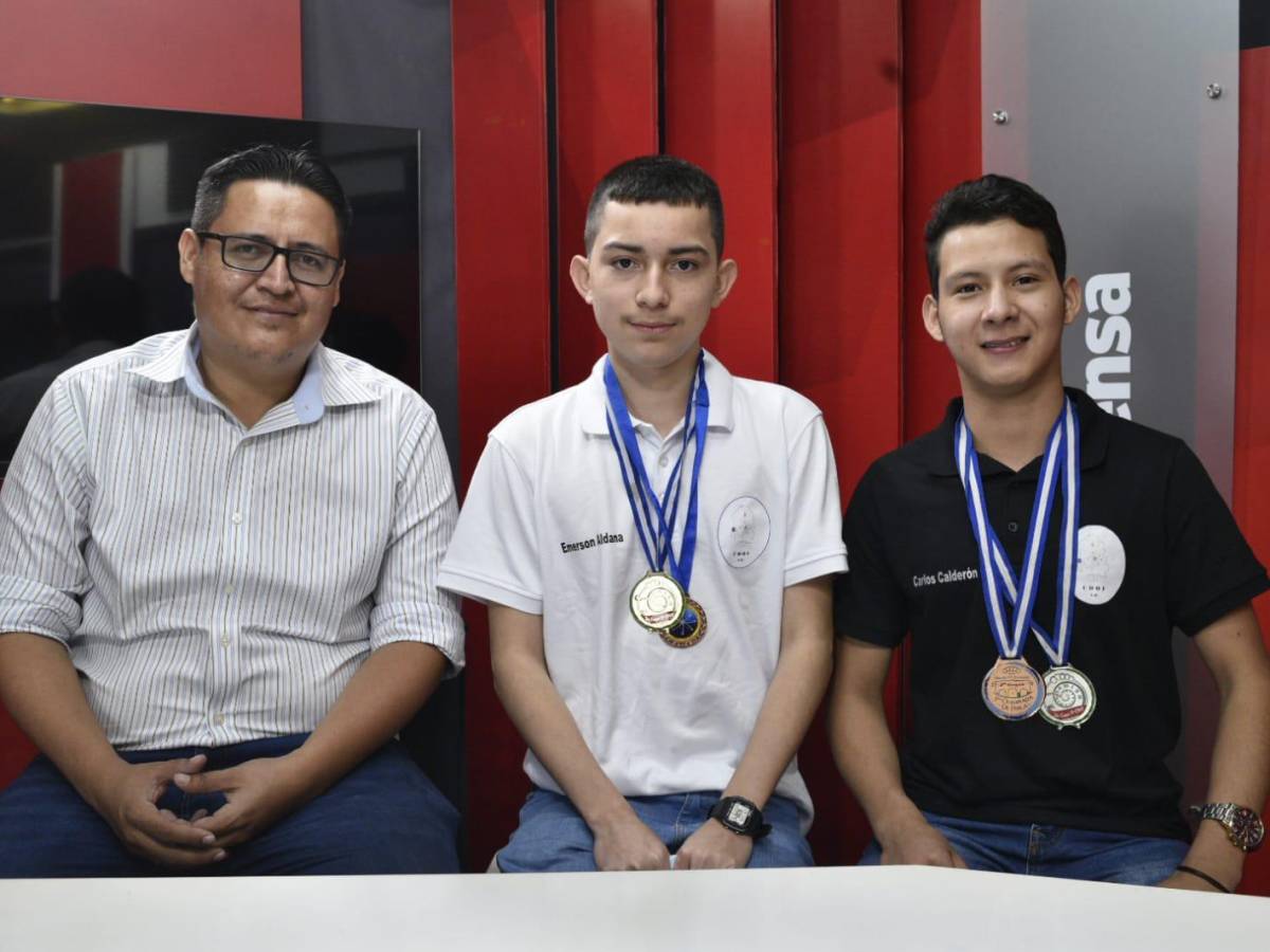 Estudiantes compiten en olimpiadas de Física Elemental