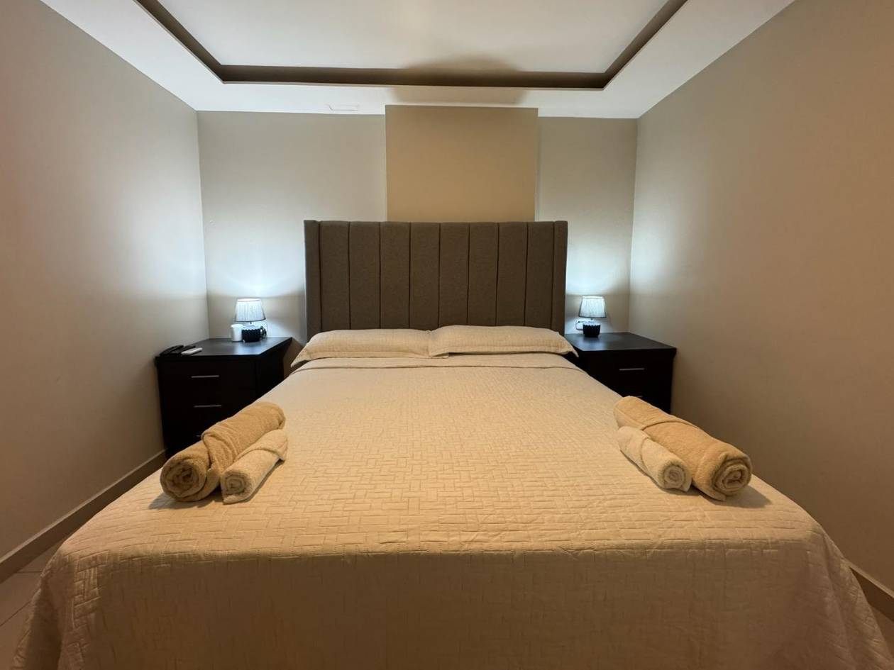 Habitación de uno de los apartamentos que oferta Oswaldo en Airbnb.
