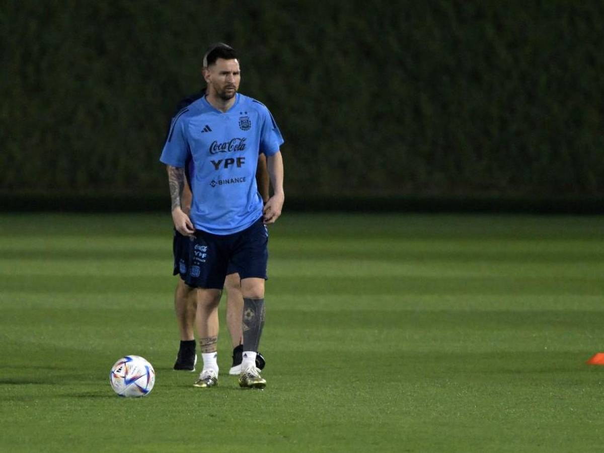 ¿Estará en el debut de Argentina? Lo último sobre Messi en Qatar