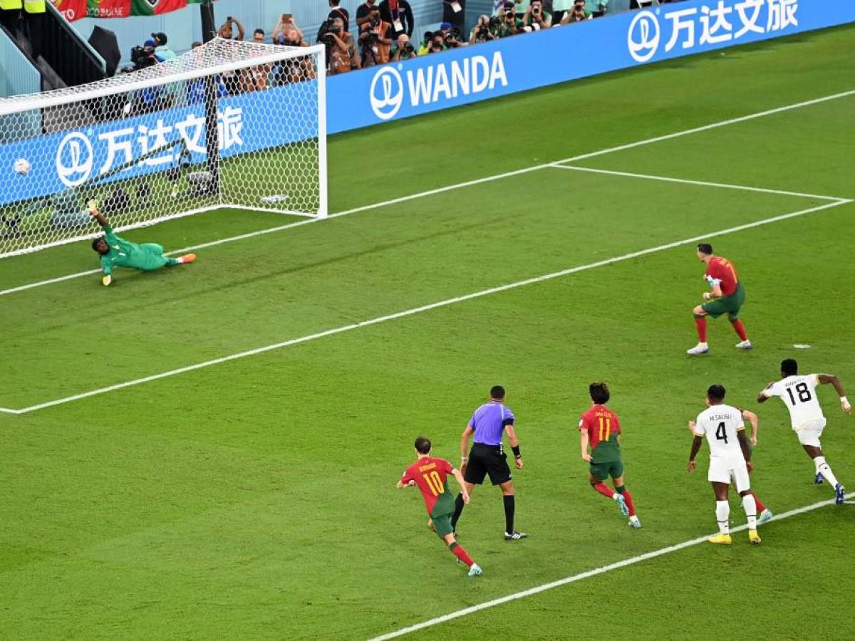 El penal de Cristiano Ronaldo fue imposible de parar para el portero de Ghana.