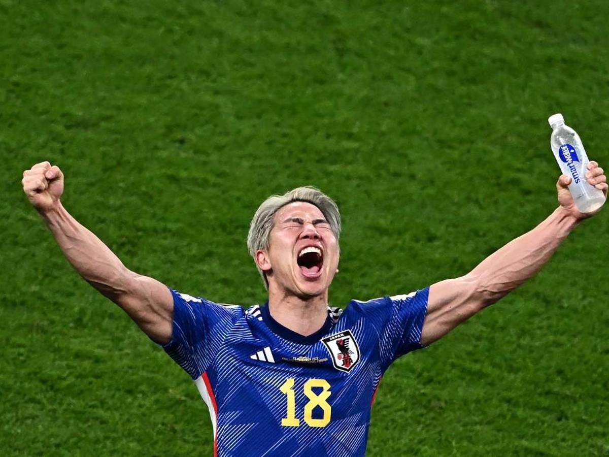 Takuma Asano fue la figura al marcar el gol del triunfo.