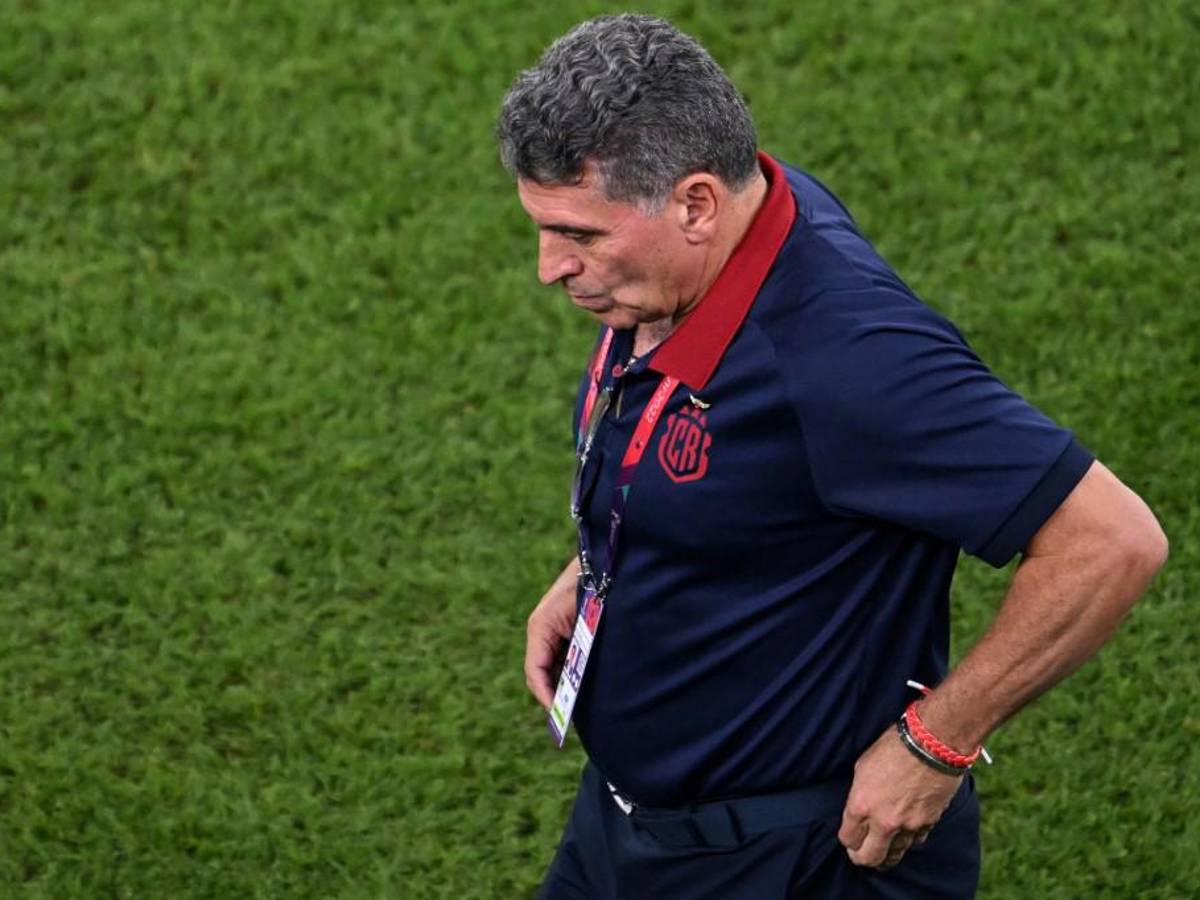 El seleccionador Luis Fernando Suárez se mostró decepcionado con el accionar de sus dirigidos.