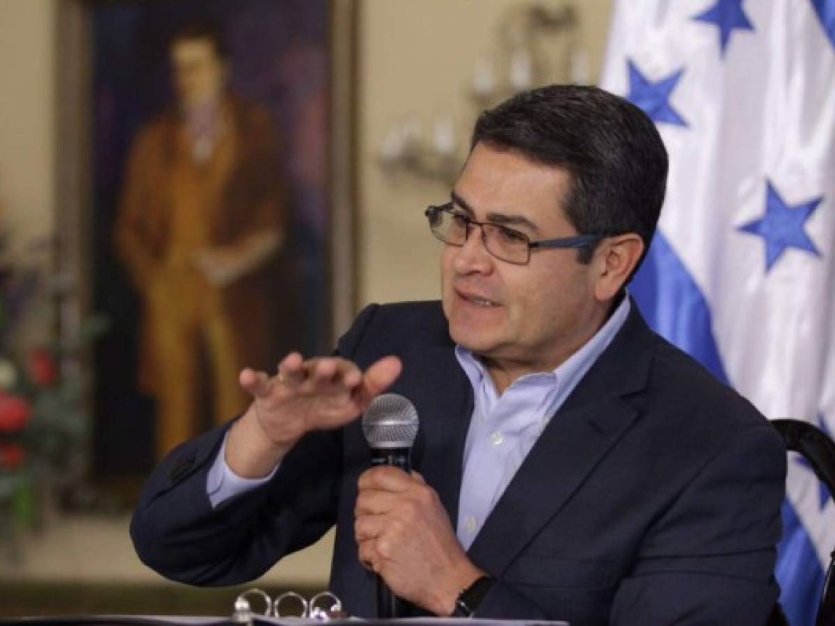 'Yo no he aceptado ninguna candidatura': Presidente Hernández