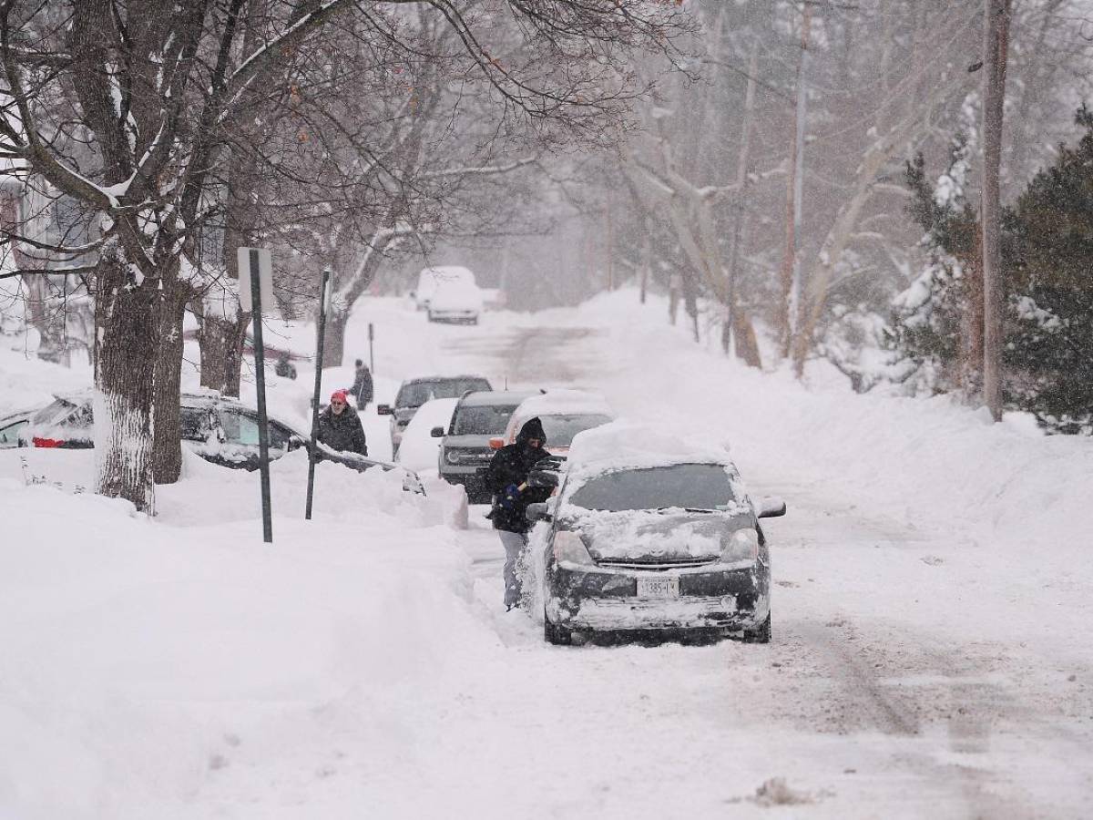 El número de muertos en Nueva York por la tormenta invernal sube a 34
