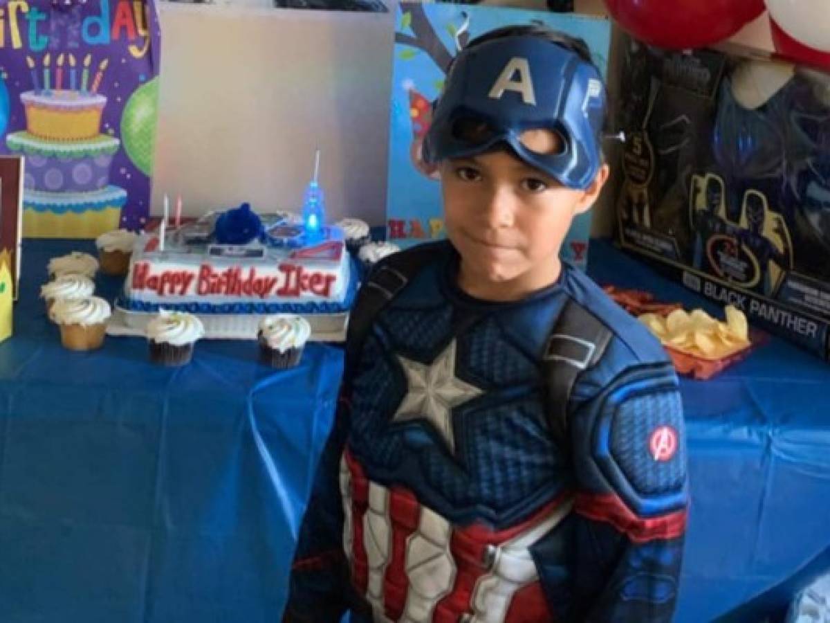 Pequeño Capitán América hondureño lucha por asilo en EEUU