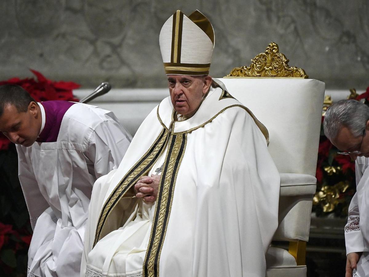 El Papa en Navidad: Vientos de guerra soplan sobre humanidad