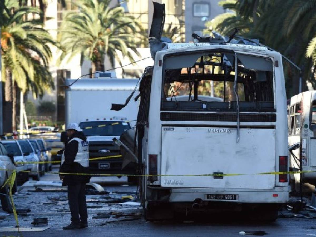 ISIS reivindica ataque contra guardia presidencial en Túnez