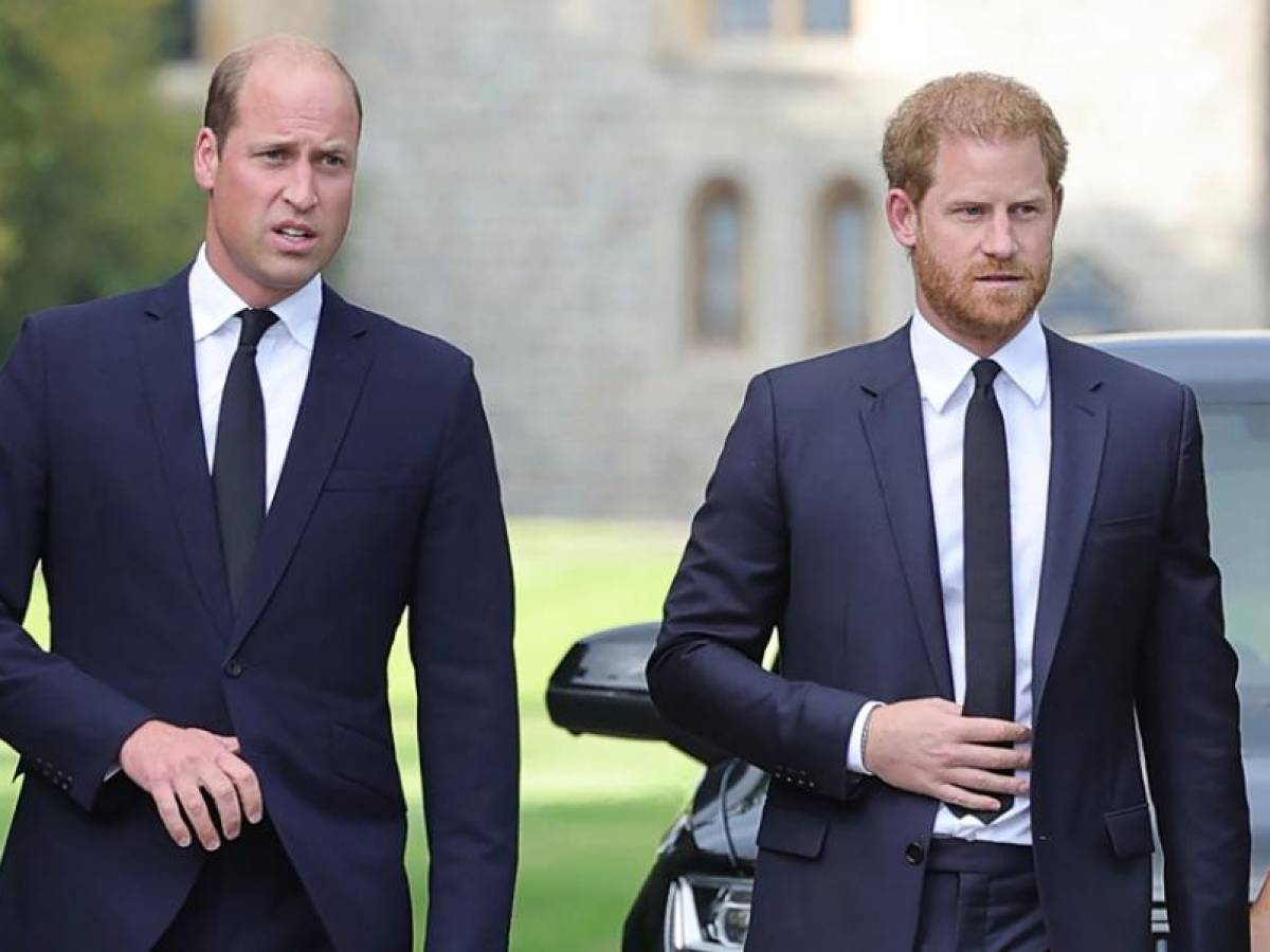 El príncipe Harry arremete contra su hermano William y revela detalles de su pelea