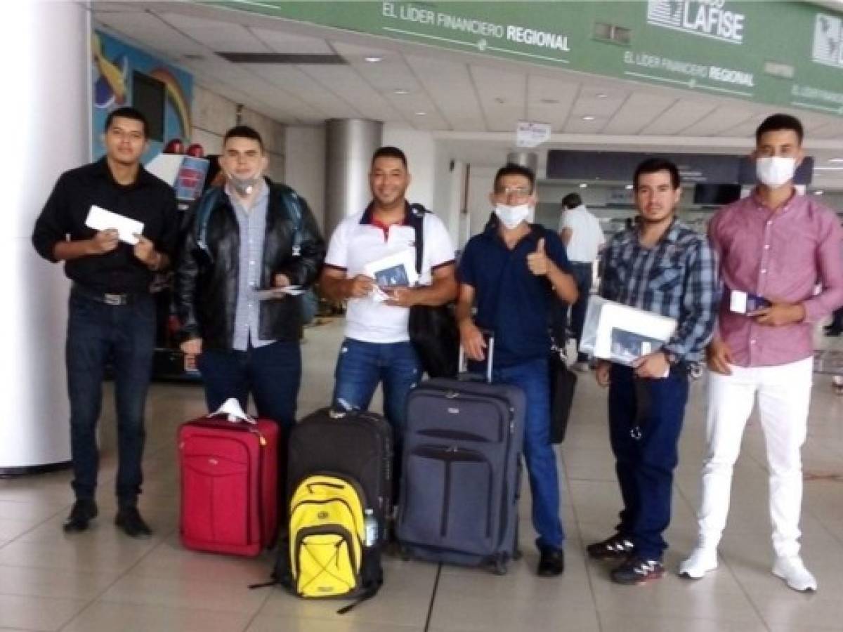 Salen los primeros seis hondureños a trabajar de forma temporal a EEUU