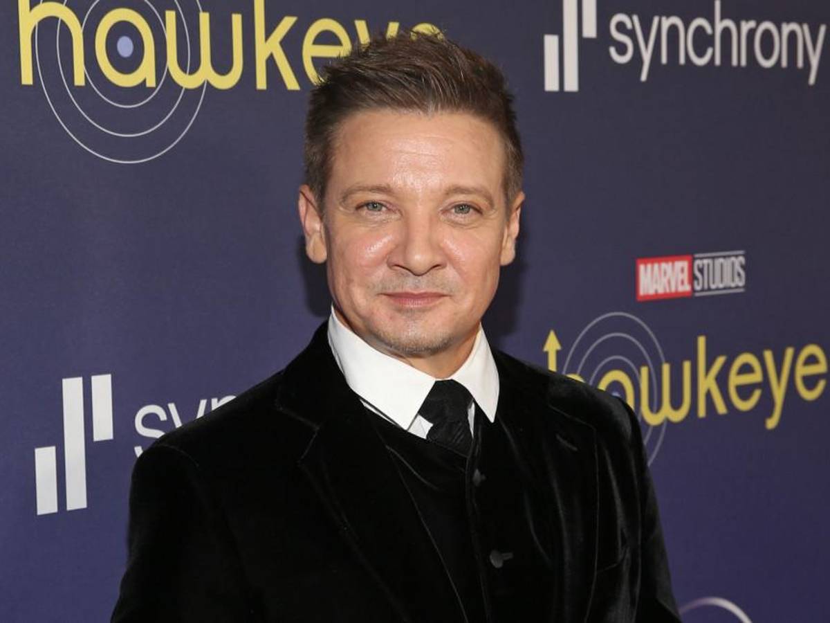 Jeremy Renner continúa en estado crítico tras ser operado