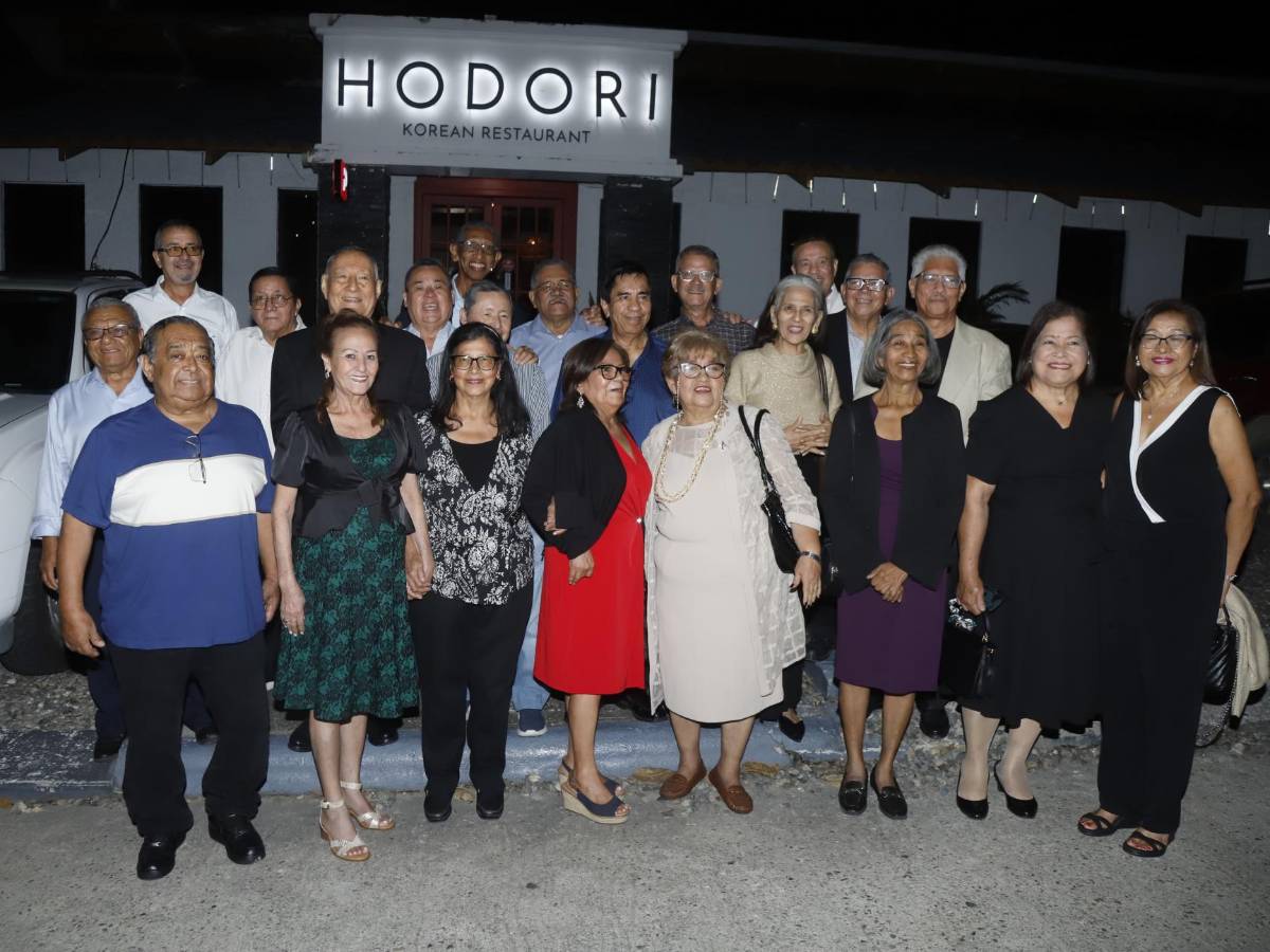 Excompañeros del Debe y Haber se reencuentran