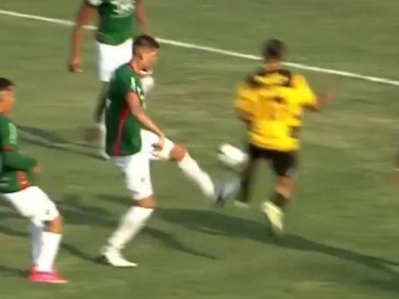 ¿Era penal? La polémica jugada que reclamó Real España ante Marathón