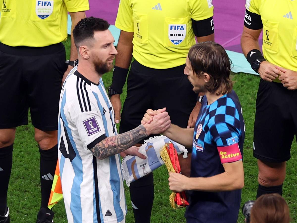 Messi iguala impresionante récord en el Argentina - Croacia
