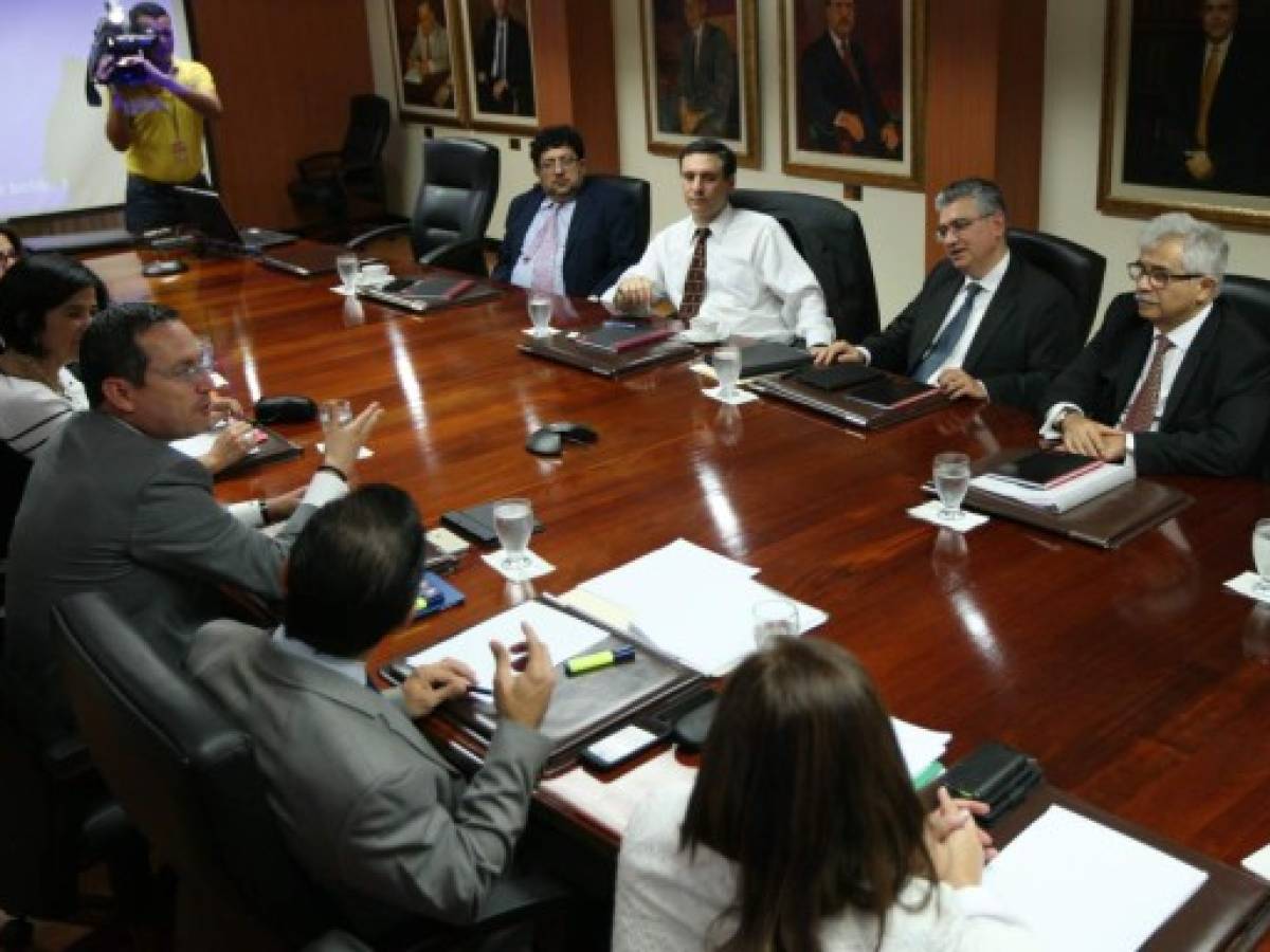 Negociación entre Honduras y FMI finaliza hoy