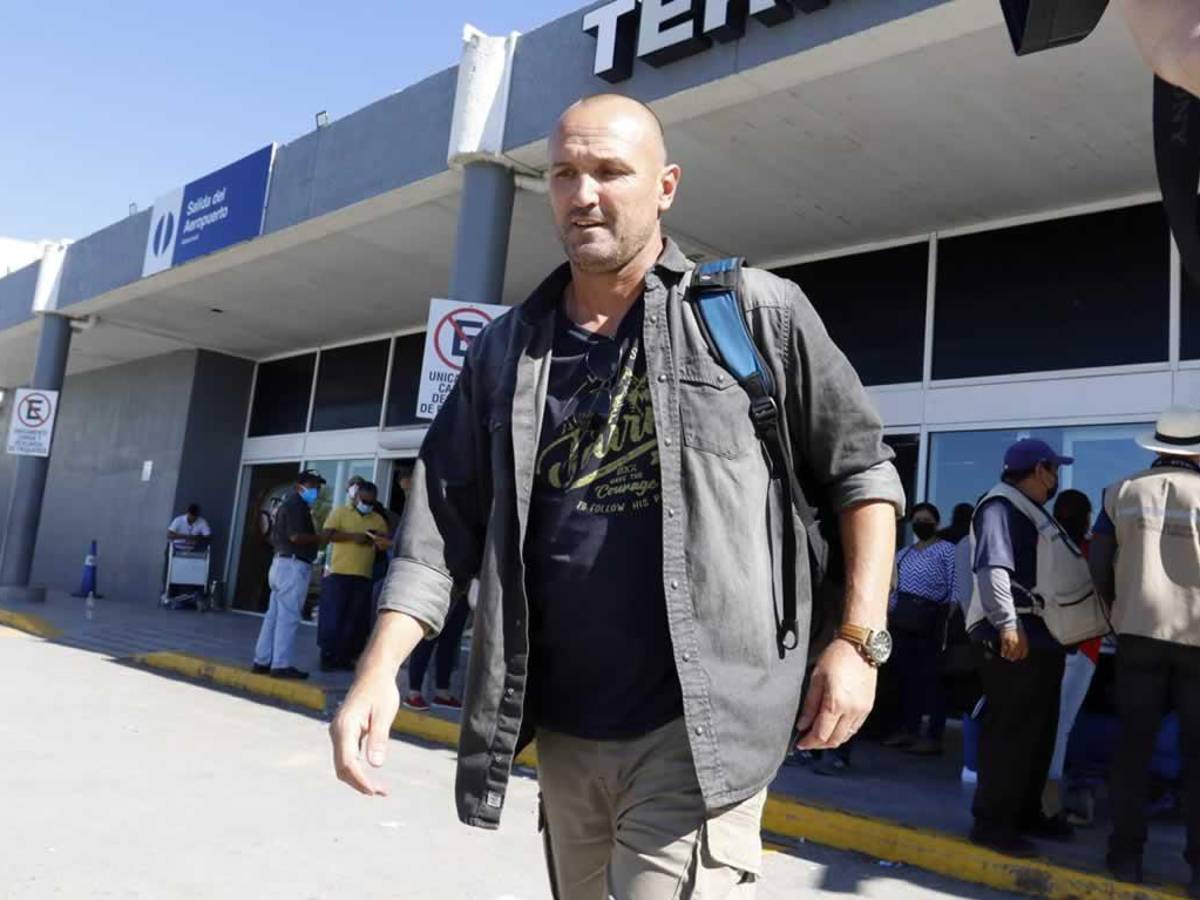 ‘Palomo‘ Rodríguez ya está en Honduras para dirigir al Real España