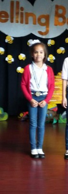 Brillaron en competencia de Spelling bee