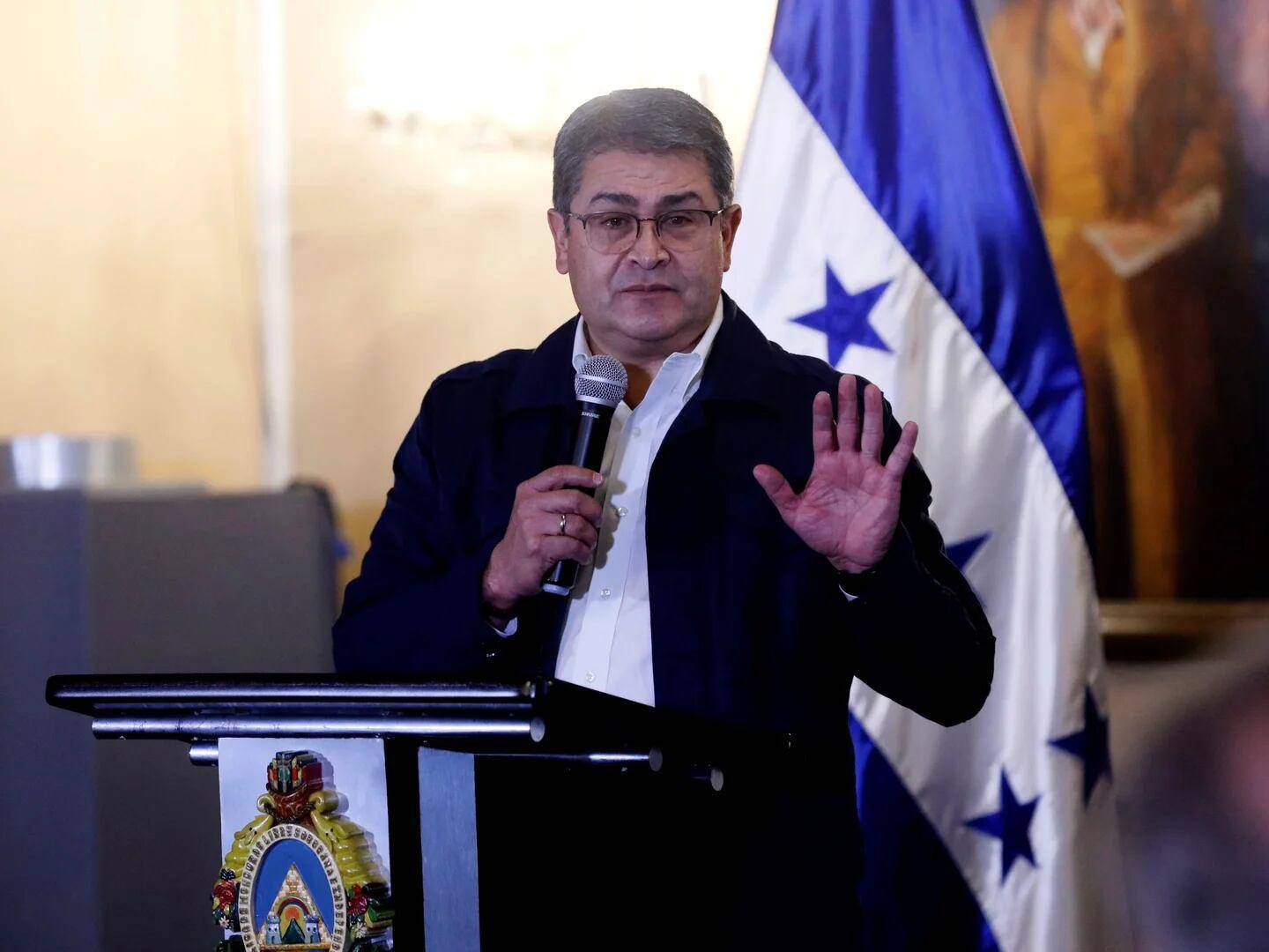 $!Juan Orlando Hernández consiguió un segundo mandato en las elecciones de 2017 tras una polémica reelección aprobada por la Corte Suprema de Justicia (CSJ).