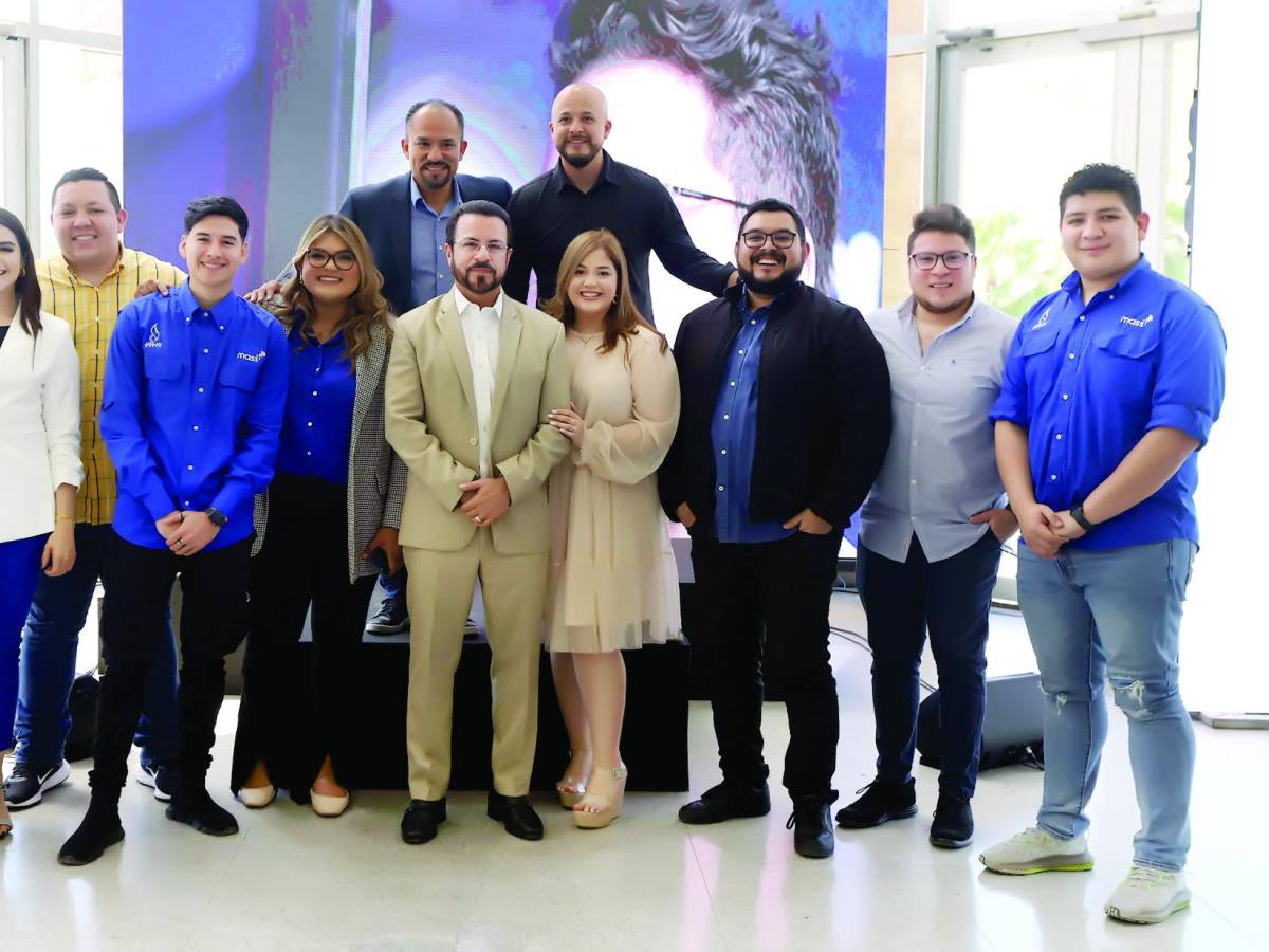 Stereo Mass 98.5 FM celebra su 20 aniversario