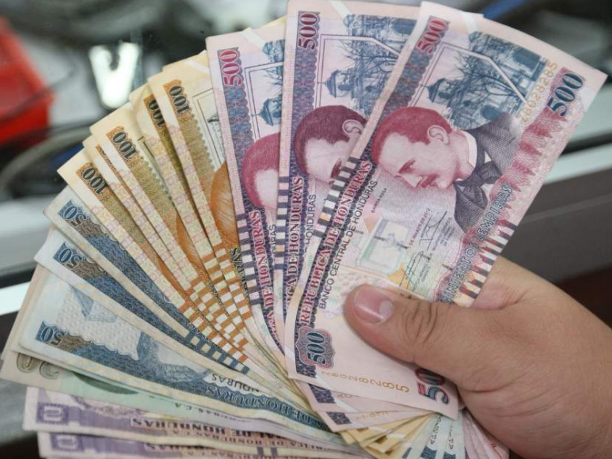 Aprueban nuevo incremento al salario mínimo en Honduras para 2022 y 2023