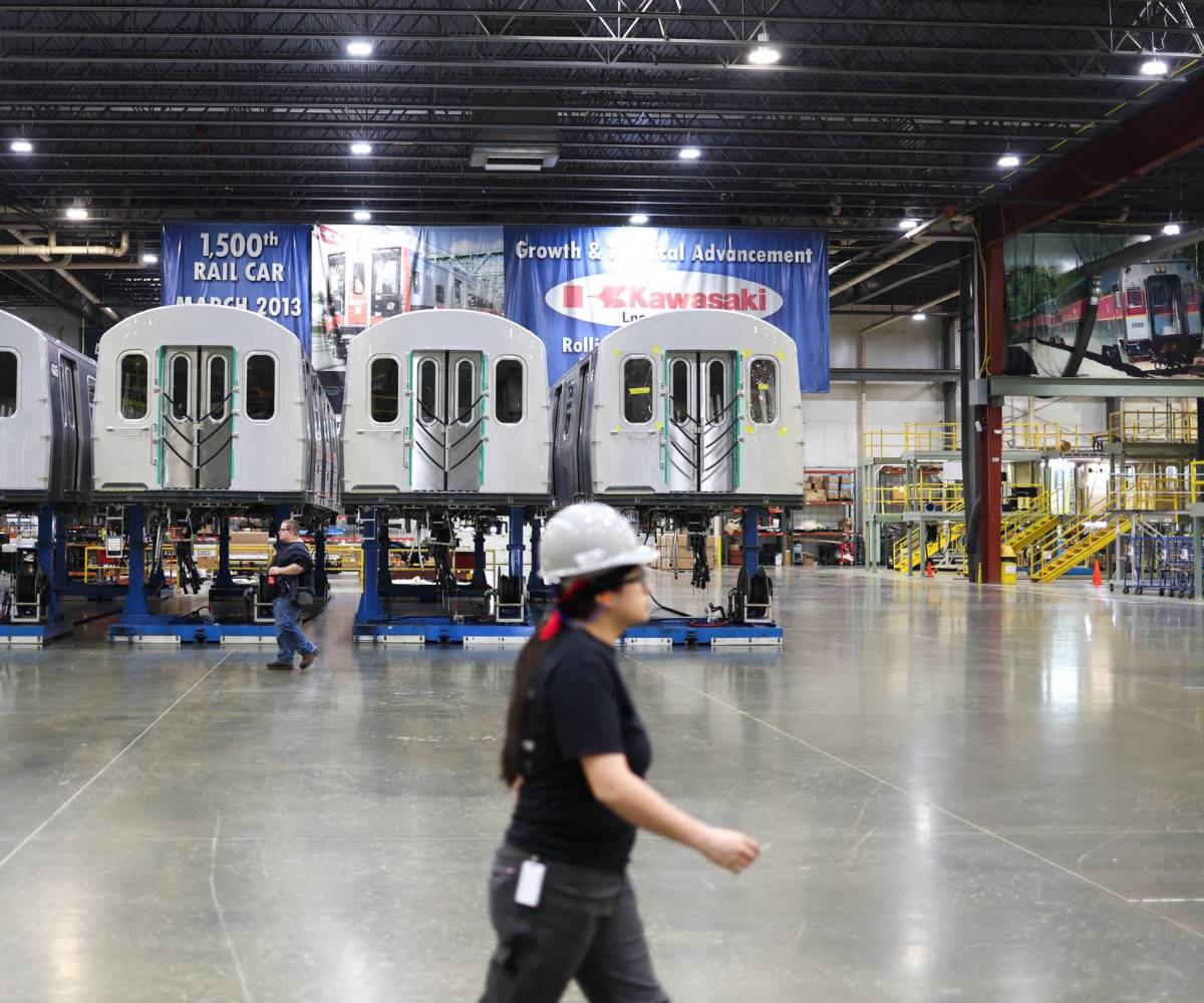 En Nebraska, las empresas invierten para atraer a trabajadores inmigrantes