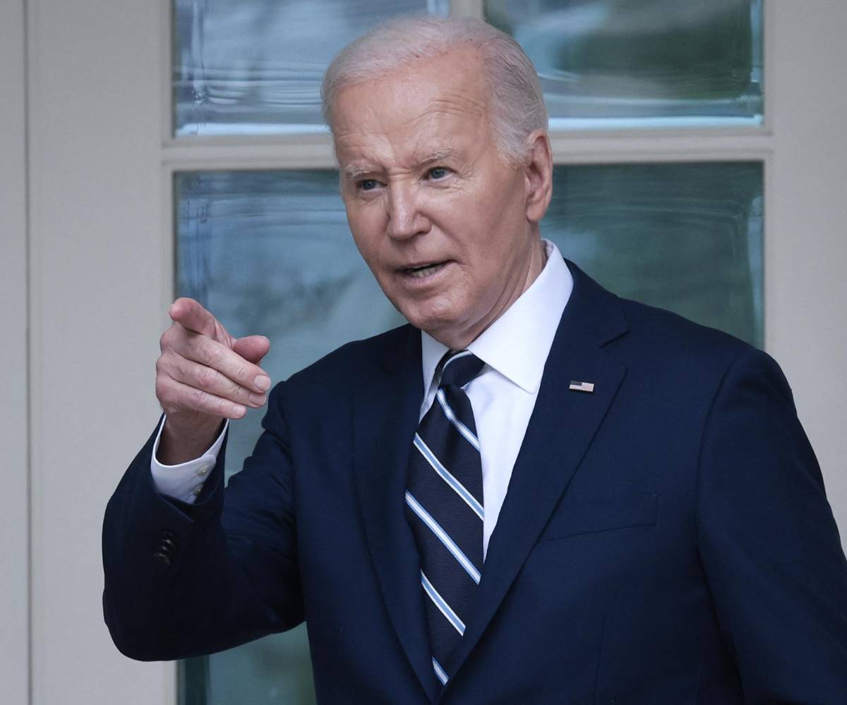 Campaña de Biden alerta a los latinos de que en noviembre se juegan el acceso a la sanidad