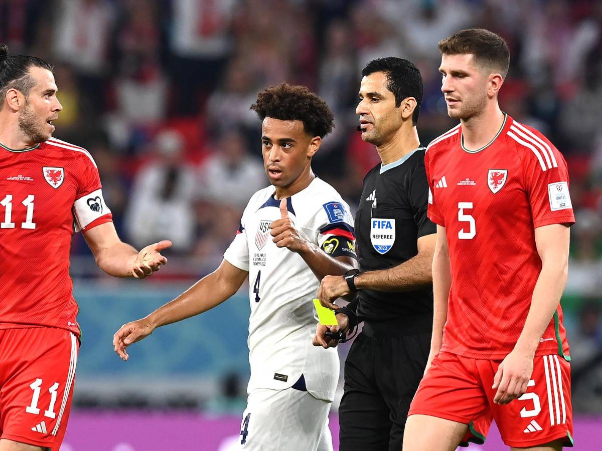 No se vio: Lo que pasó entre Gareth Bale y jugadores de EUA y primera mancha en el Mundial de Qatar