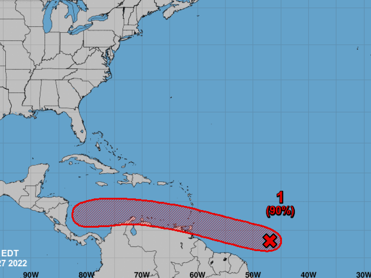 Onda tropical amenaza con convertirse en huracán y afectar al Caribe