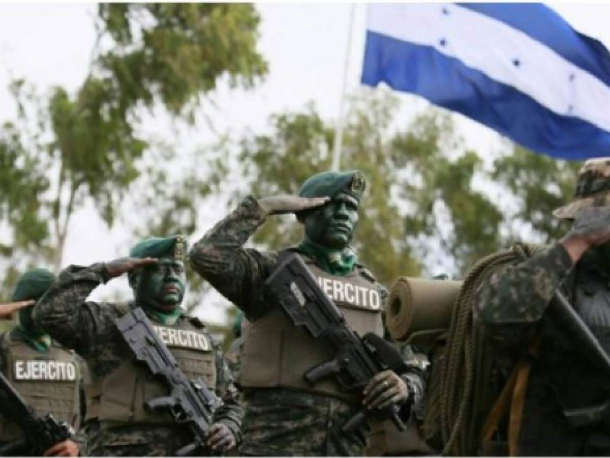 Rechazo en Honduras a programa gubernamental de militares 'agricultores'
