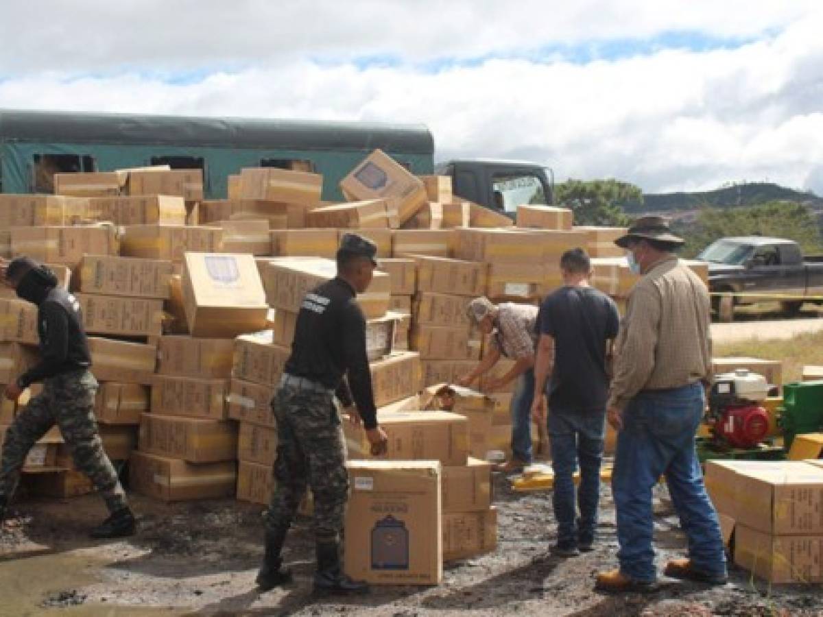 Destruyen millonario cargamento ilegal de cigarrillos en Tegucigalpa y Choluteca