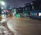 Las calles del Distrito Central se convirtieron en ríos tras 60 minutos de fuertes aguaceros.
