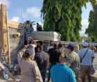 Familiares y amigos acompañaron el sepelio de Nasser Hilsaca en La Ceiba, Atlántida, donde le dieron el último adiós antes de su descanso final.