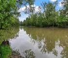 Imagen referencial IA del río Scioto, en el estado de Ohio, Estados Unidos;