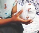 Un niño con quemaduras es atendido en un hospital de Honduras en una fotografía de archivo.