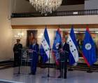 El presidente de Honduras, Nasry Asfura, recibió este lunes en Casa Presidencial al primer ministro de Belice, John Briceño, en una reunión oficial en la que ambos mandatarios abordaron temas de cooperación bilateral y asuntos de interés para la región centroamericana.