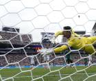 Thibaut Courtois, portero de Bélgica, no ha podido evitar los goles de Senegal.