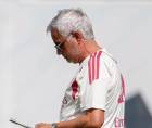 José Mourinho pretende sacar a tres jugadores del Real Madrid de cara a la próxima temporada y ya habría tomado una decisión sobre el futuro de estos futbolistas.