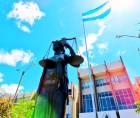 Fachada de la Corte Suprema de Justicia, donde la Sala de lo Constitucional enfrenta retrasos por la falta de integración completa de sus magistrados.