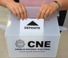 Exmagistrados y exconsejeros electorales presentaron al Congreso Nacional una propuesta de reformas a la Ley Electoral.